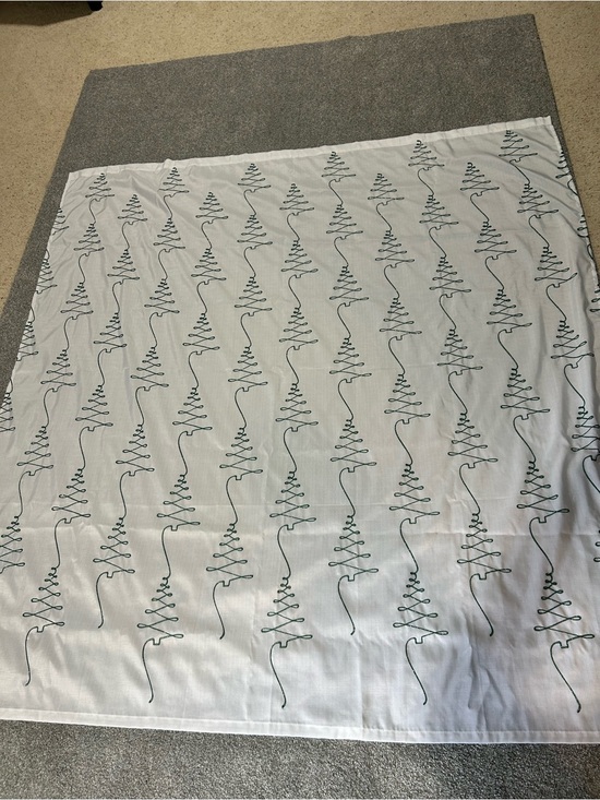 Source Unknown Other - White Shower Curtain with Green Ribbon Christmas Tree Pattern